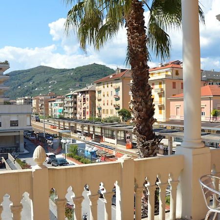 Hotel Doria Chiavari Exterior foto