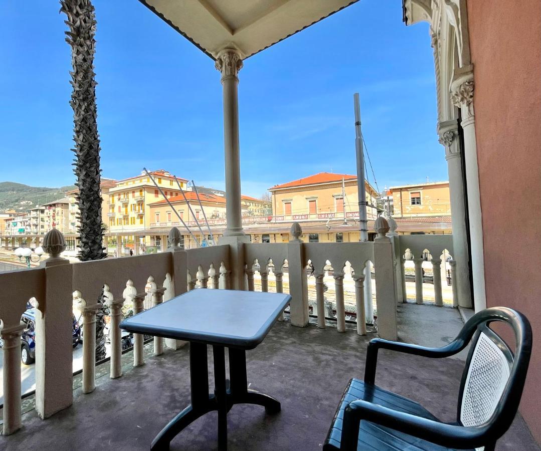 Hotel Doria Chiavari Exterior foto